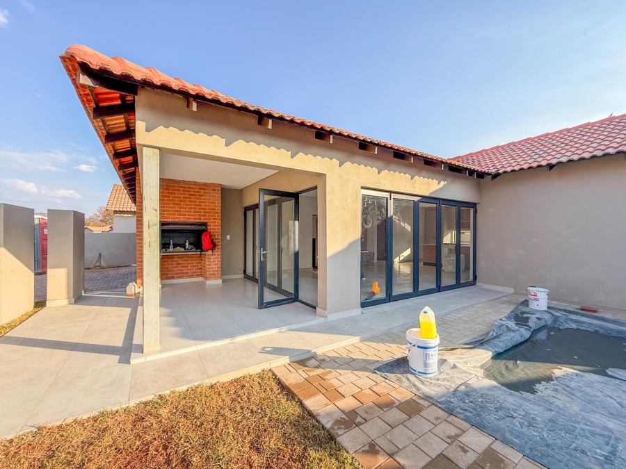 3 Bedroom Property for Sale in Melodie North West